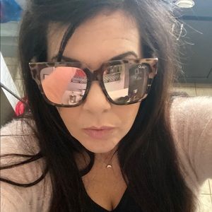 Meet your Posher, Tracy